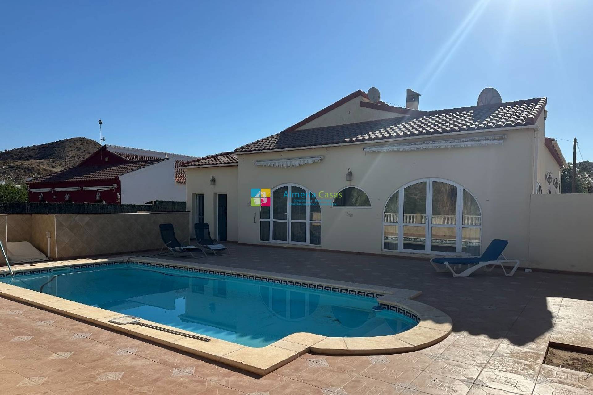 Villa in Almeria - view 1