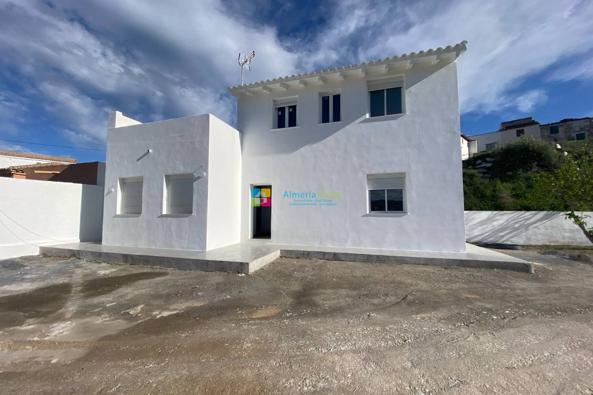 Villa in Almeria - view 1