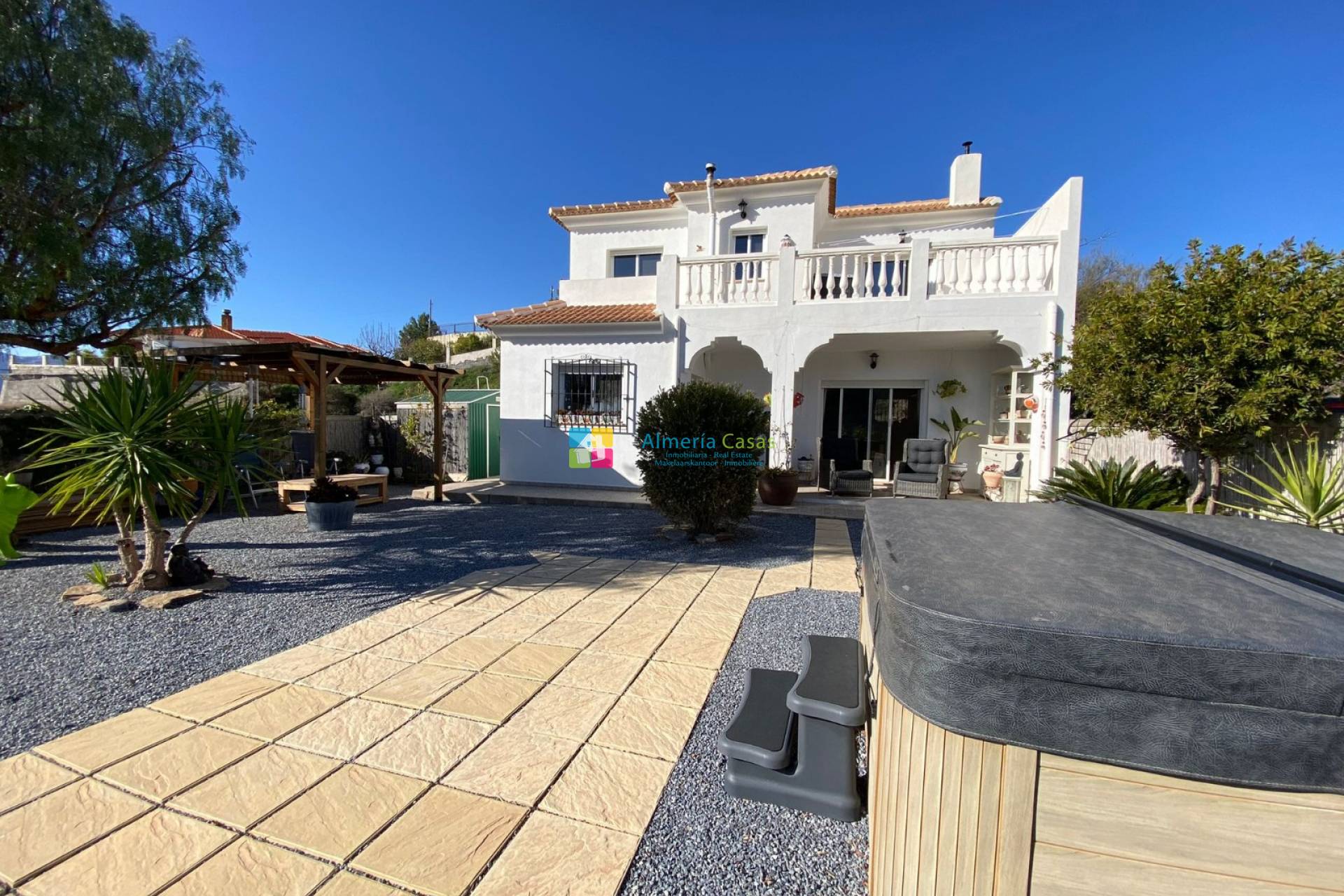 House in Sanlucar de Barrameda - view 1