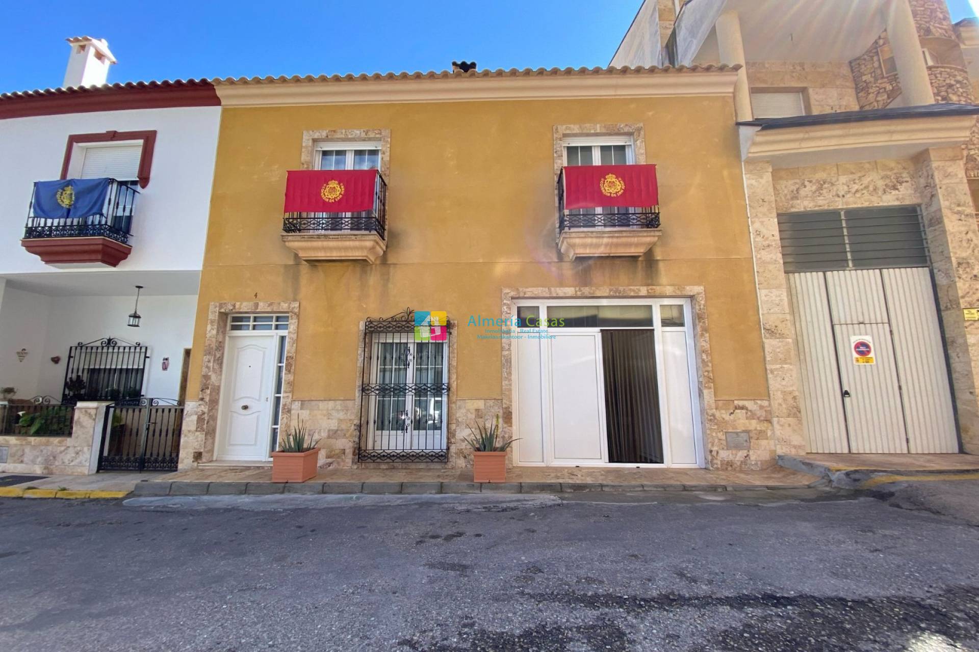Apartment in Almeria - view 1