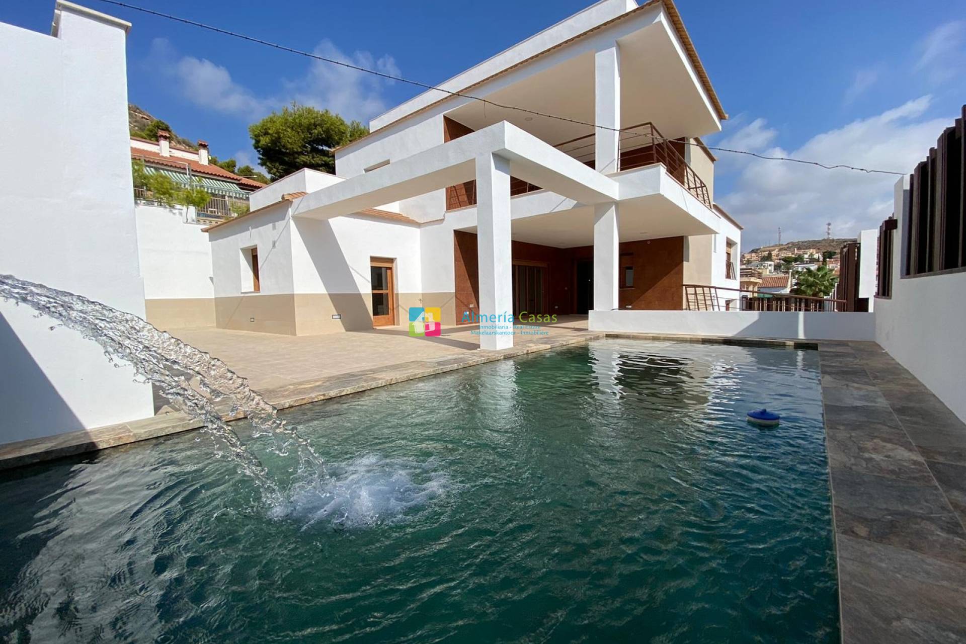 Villa in Almeria - view 1