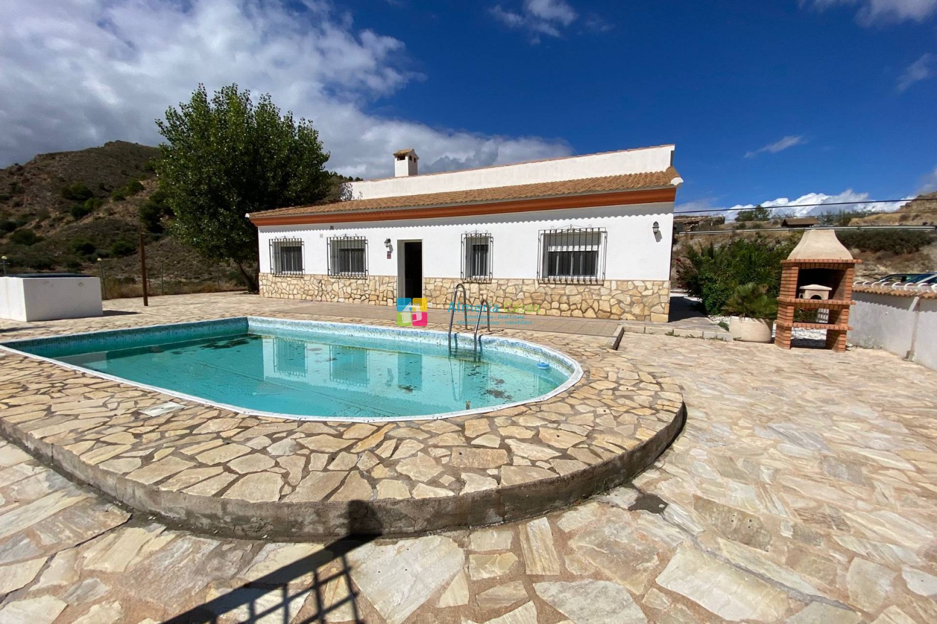 Villa in Lijar - view 1