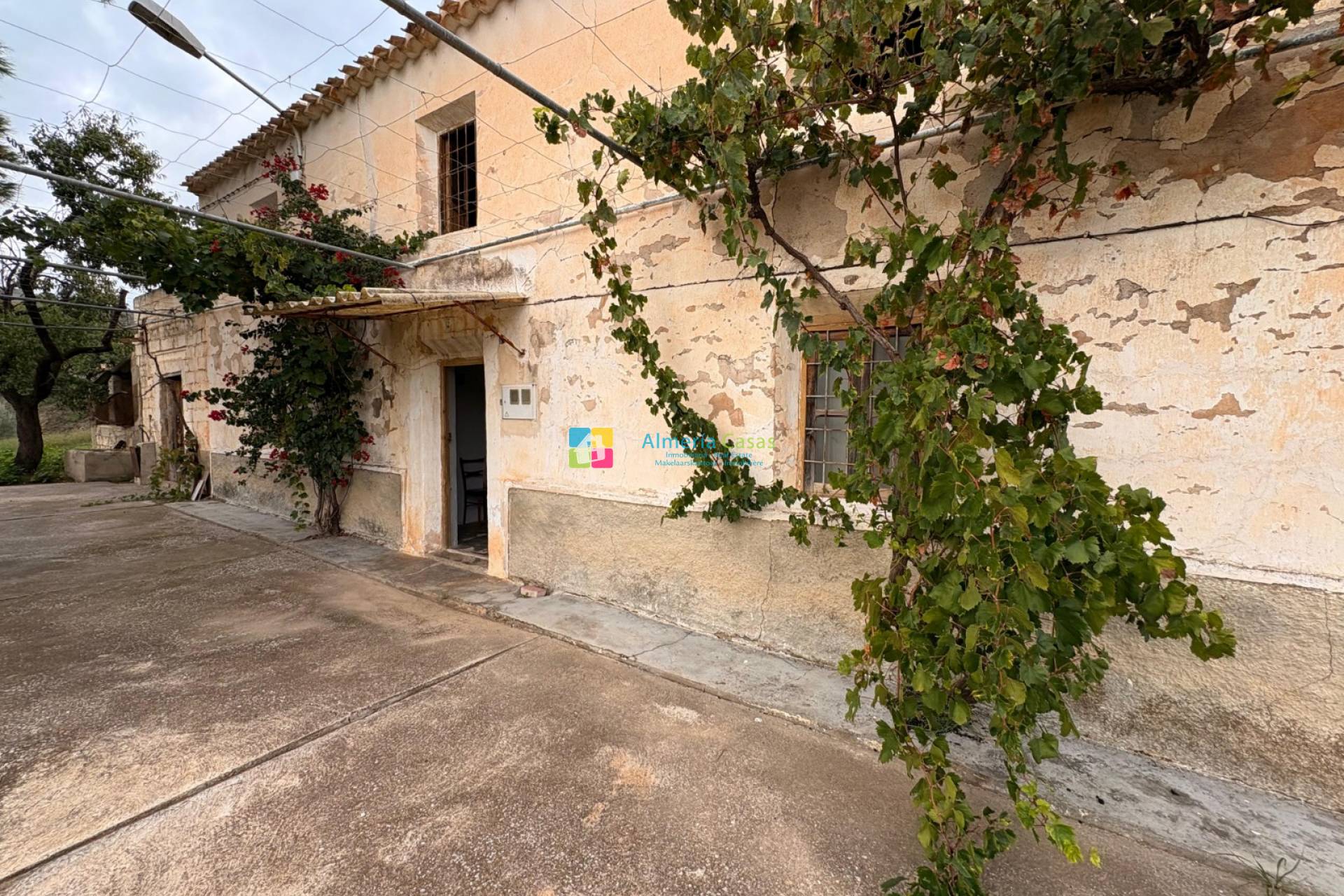 House in Arboleas - view 1