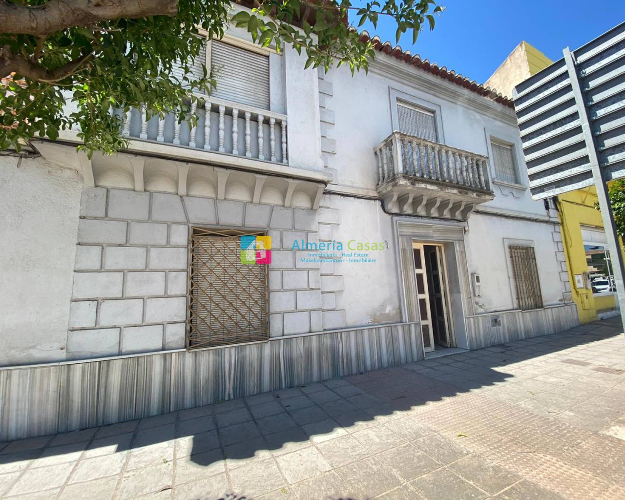 House in Baza - view 1
