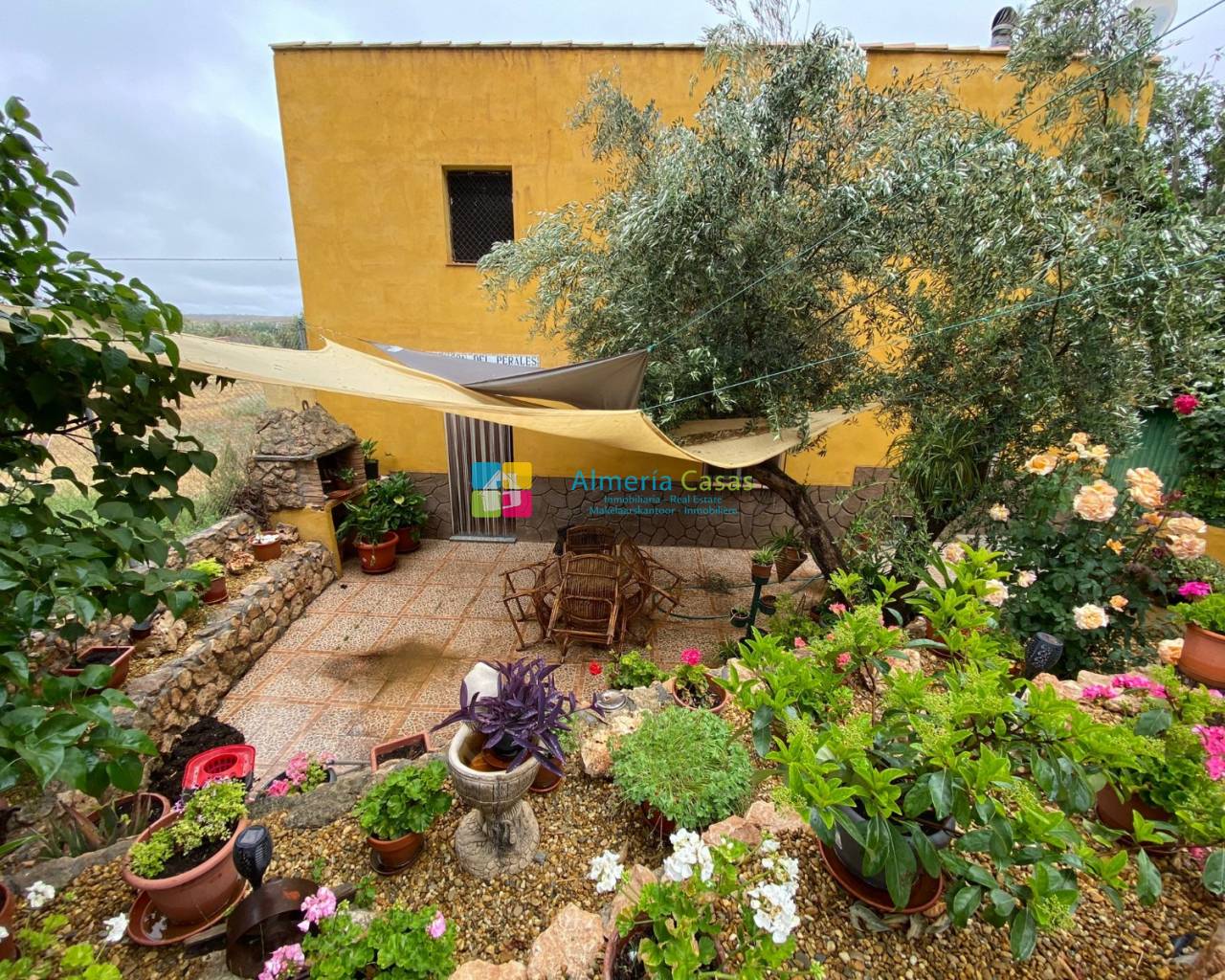 House in Cullar de Baza - view 1