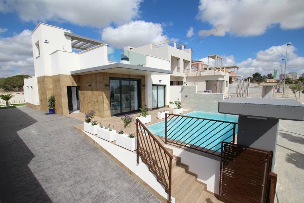 House in La Manga del Mar Menor - view 1
