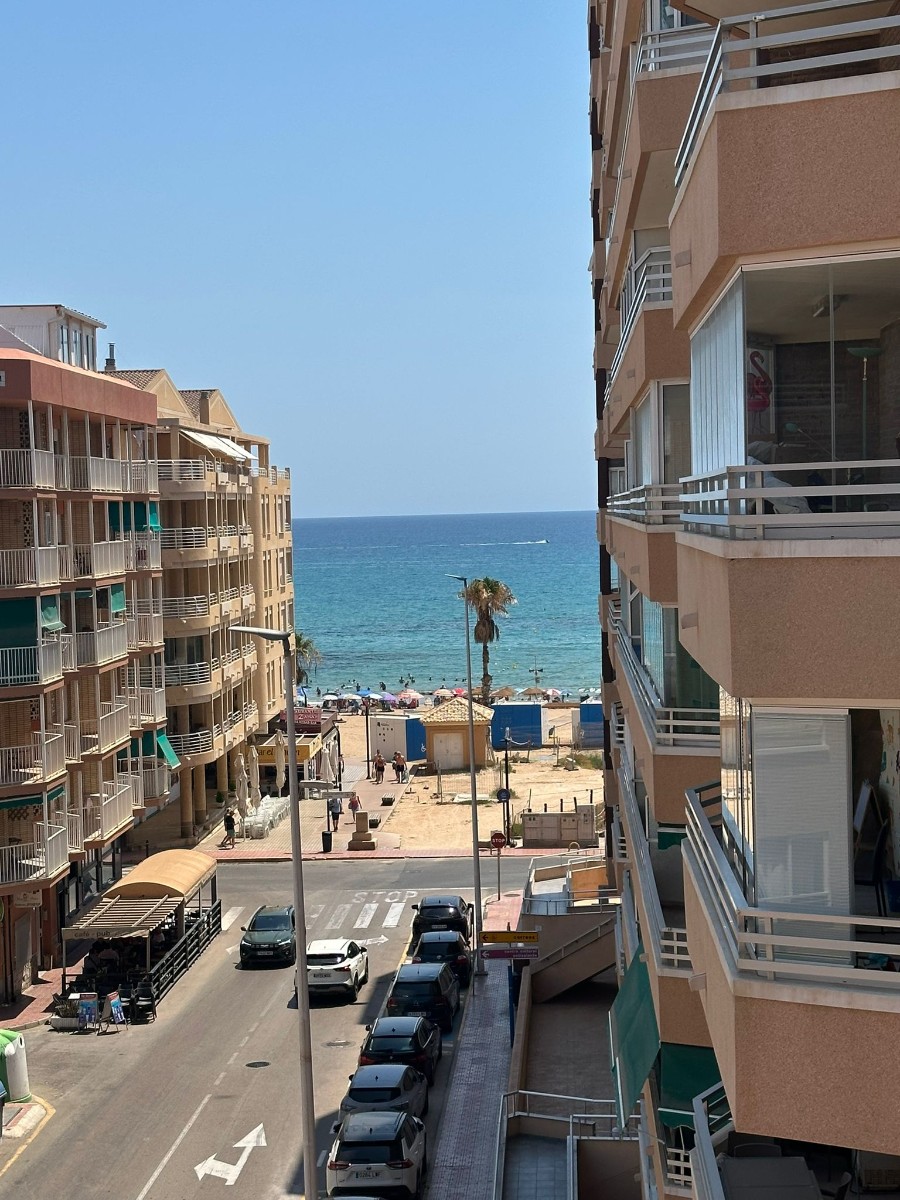 Penthouse in Torrevieja - view 1