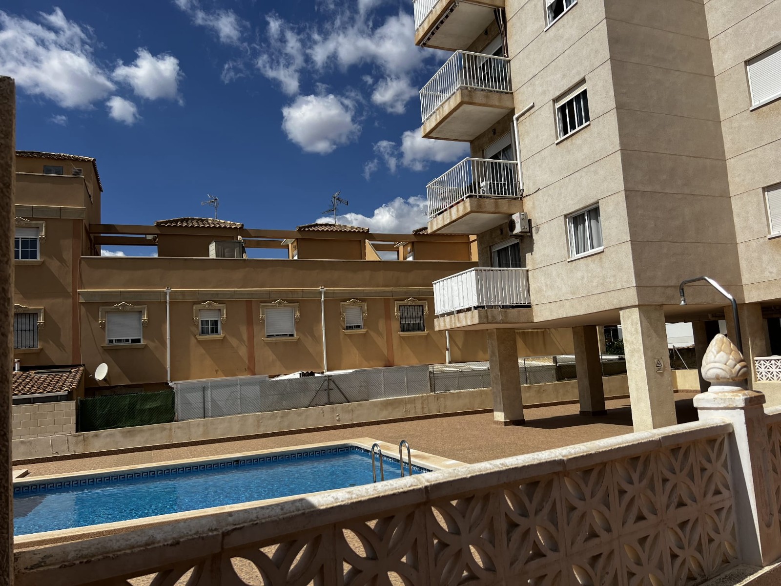 House in Alicante - view 1