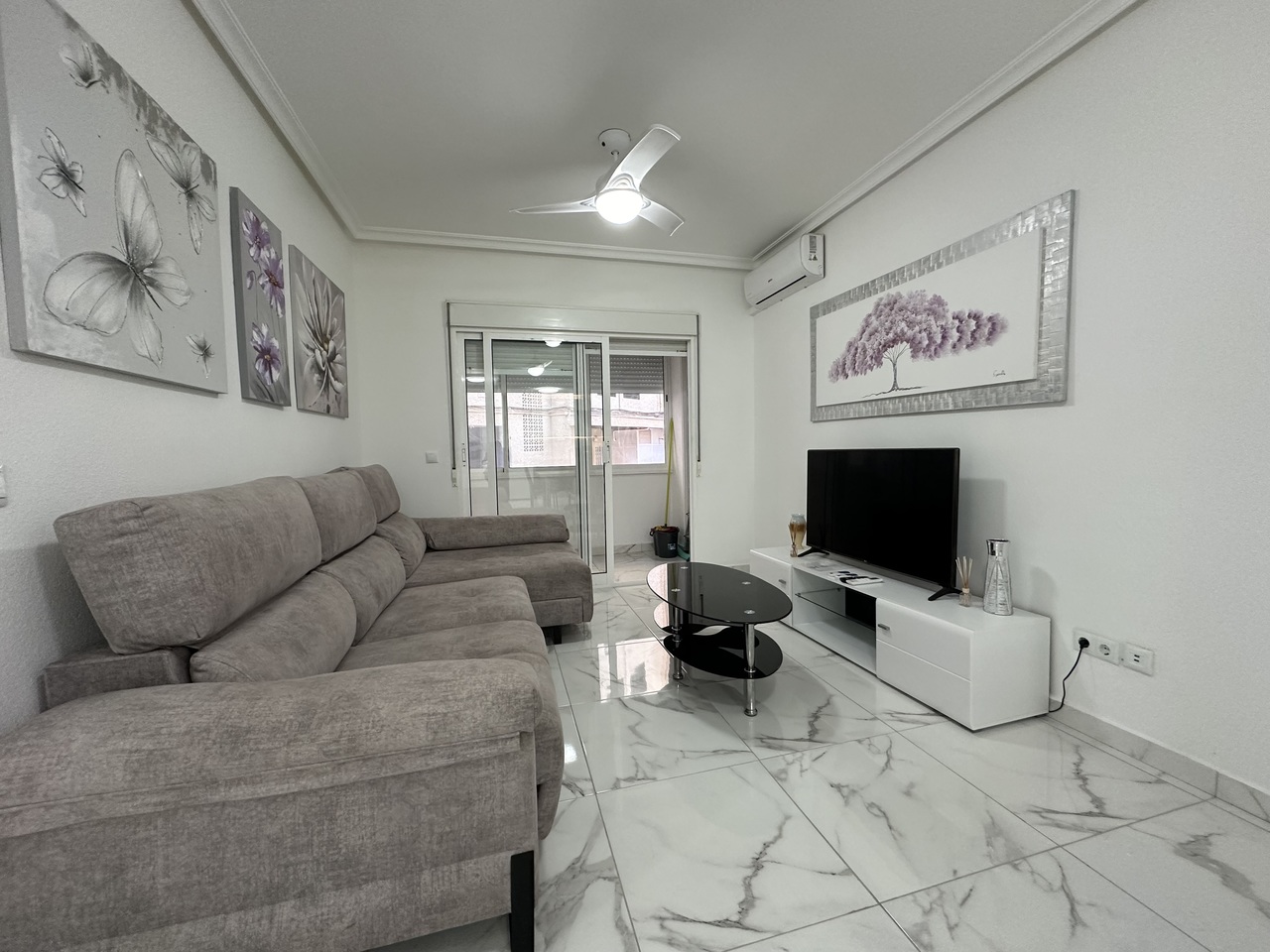 House in Alicante - view 1