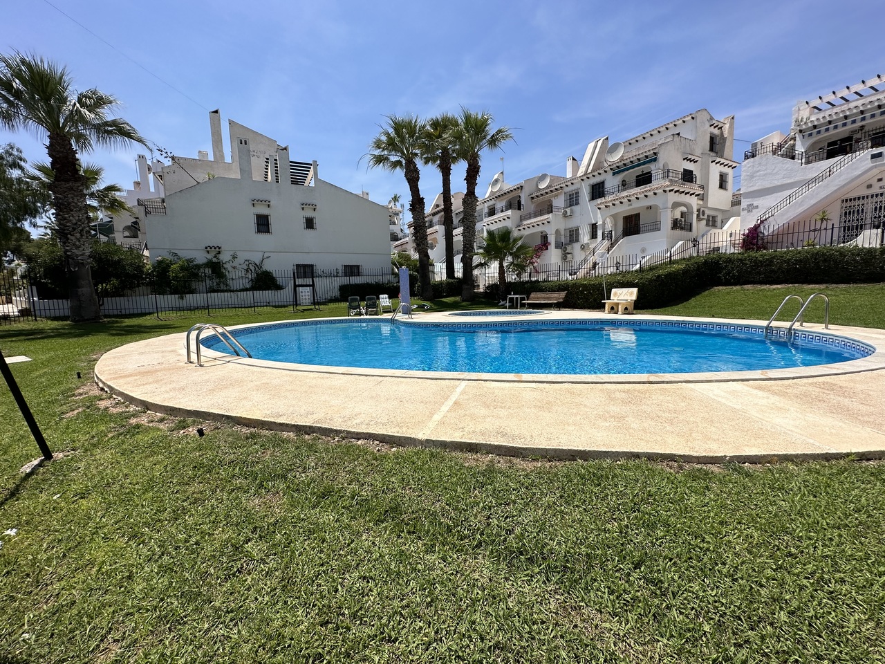 House in Villamartin - view 1