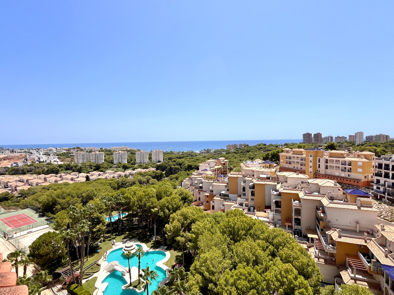House in Alicante - view 1