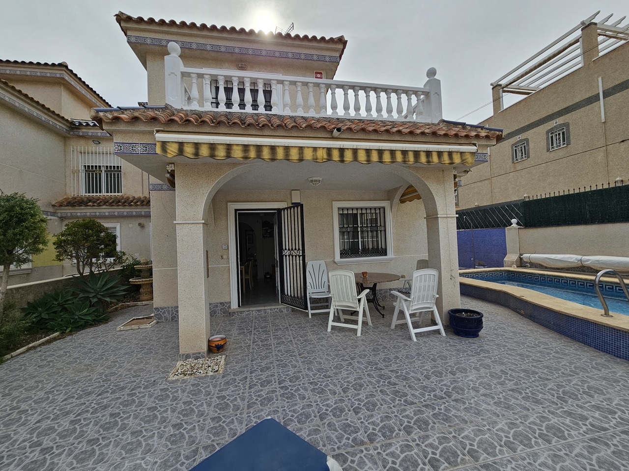 House in Villamartin - view 1
