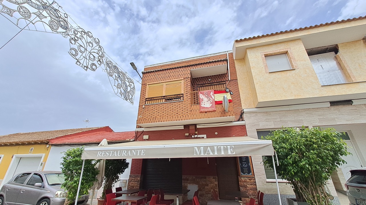House in Alicante - view 1