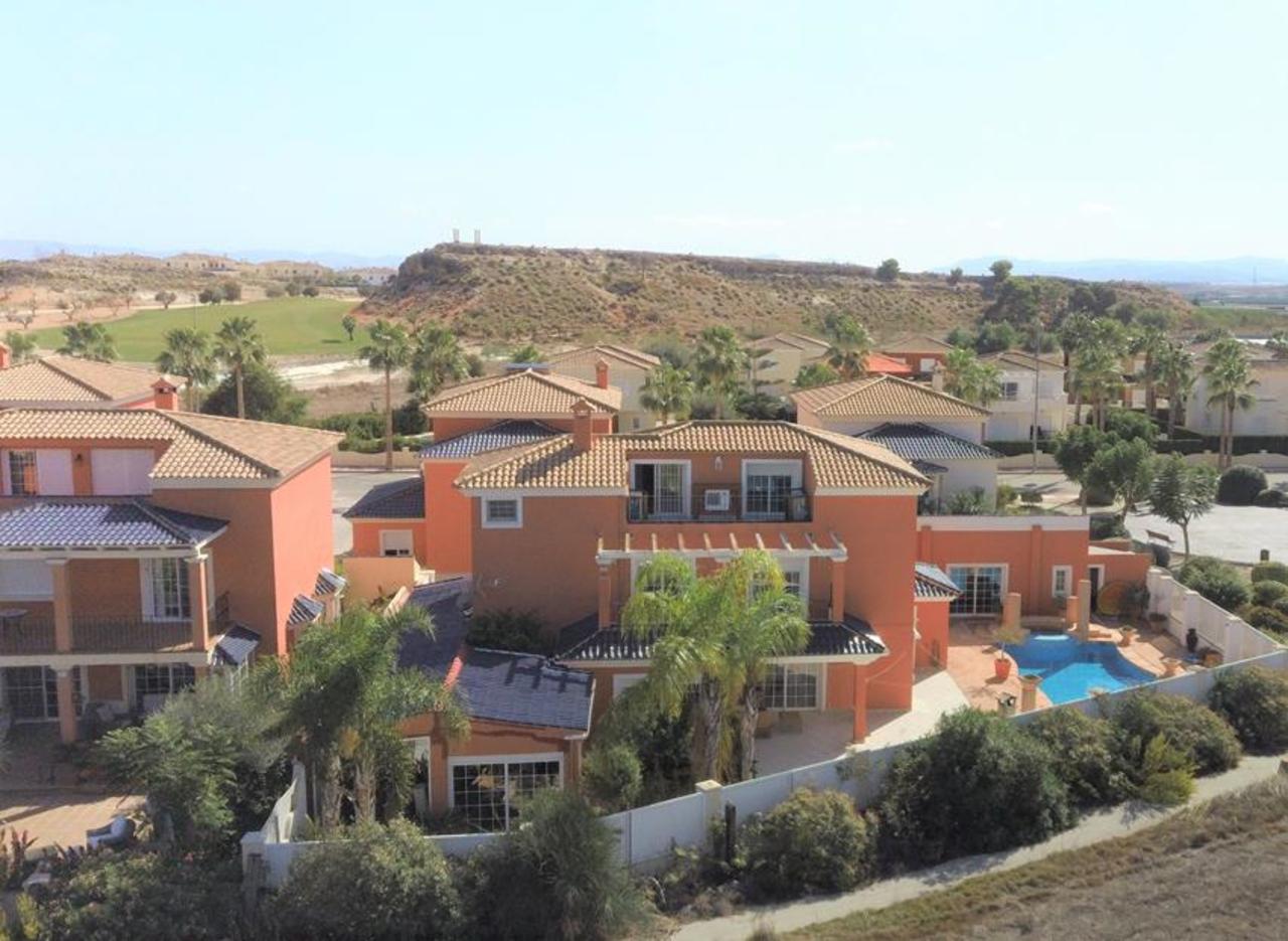 Villa in Murcia - view 1