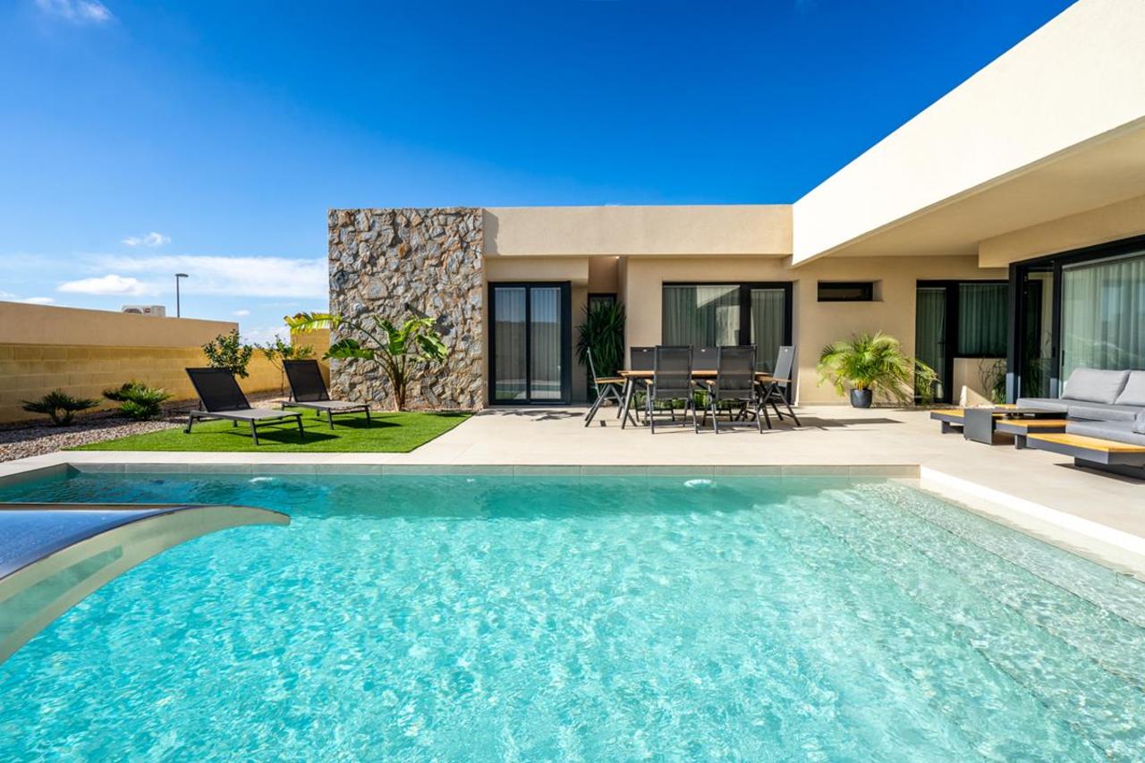 Villa in Murcia - view 1