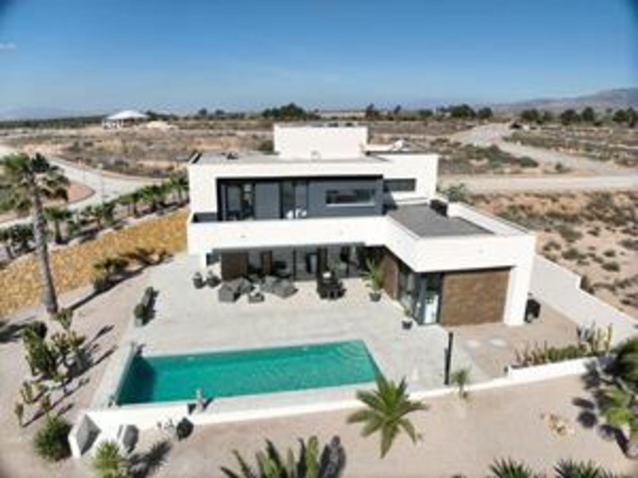 Villa in Hacienda del Alamo - view 1