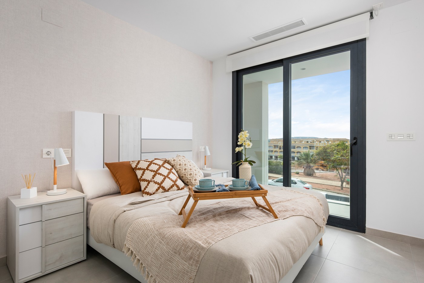 House in Alicante - view 1