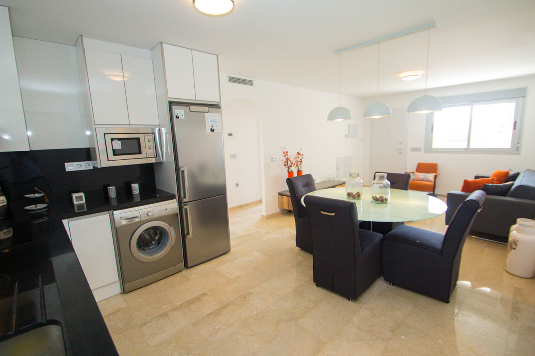Apartment in Alicante - view 1
