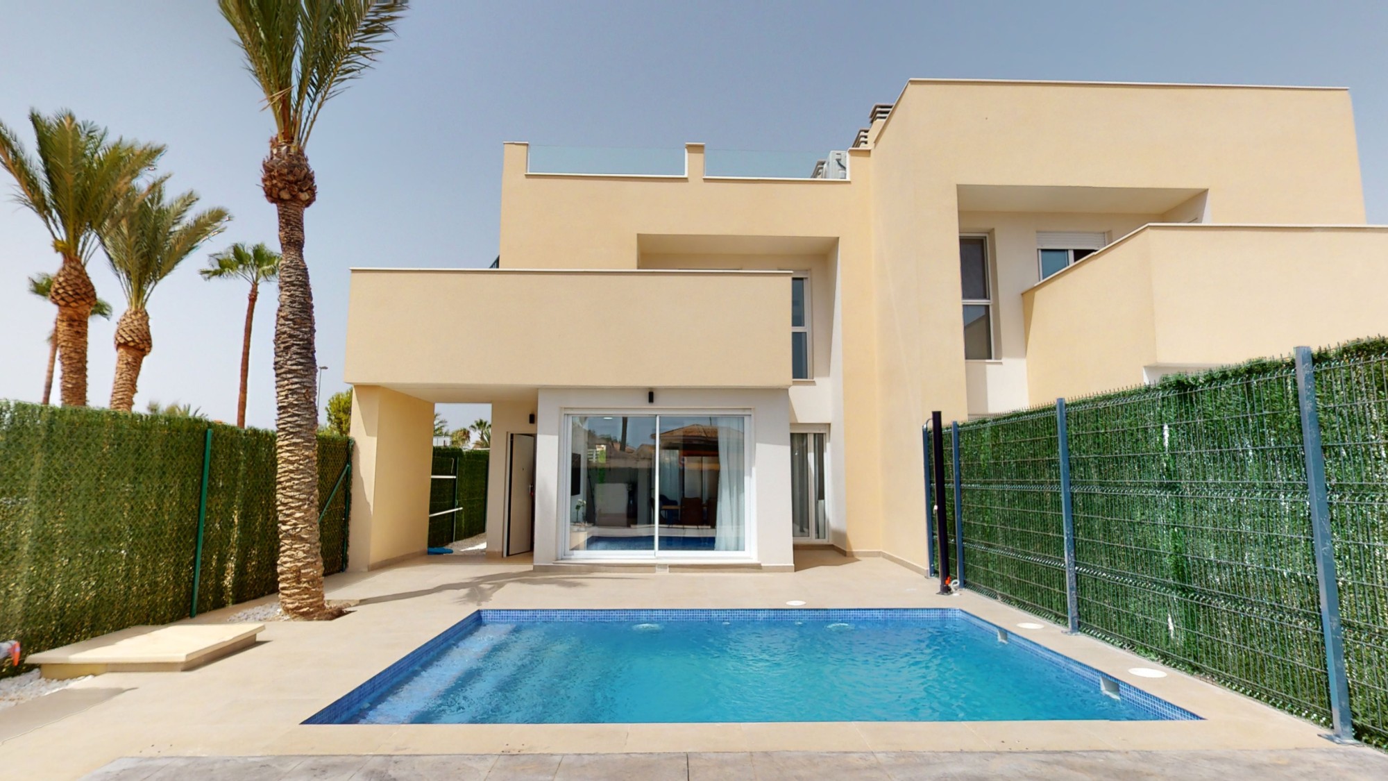 Villa in Santa Cruz - view 1