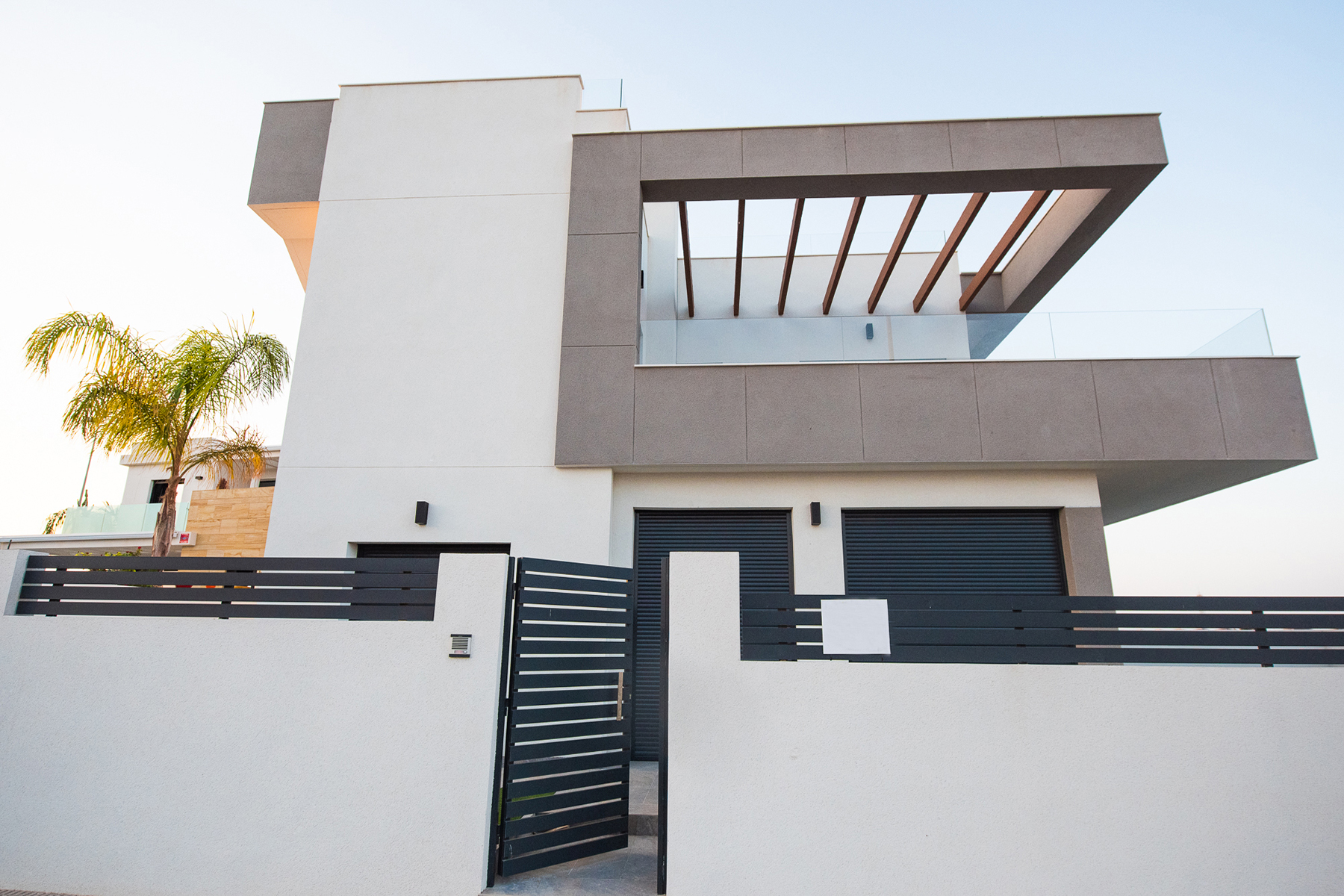 House in Los Montesinos - view 1