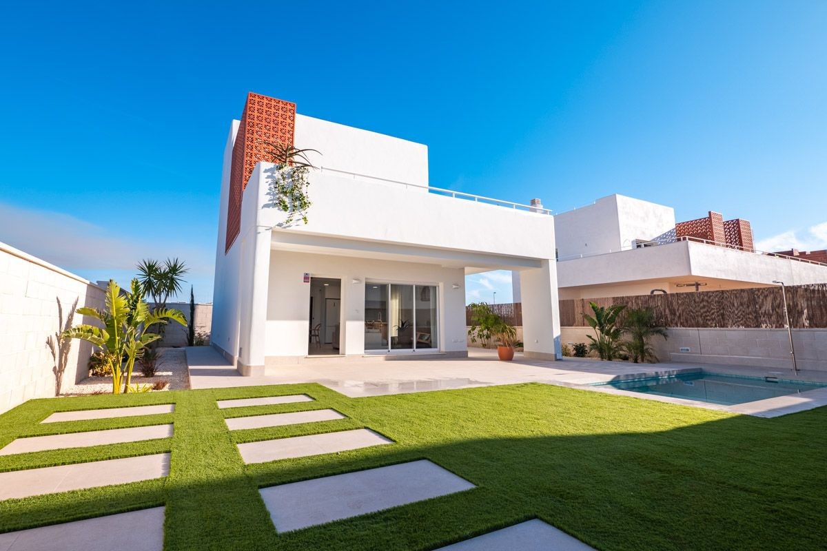 House in Alicante - view 1