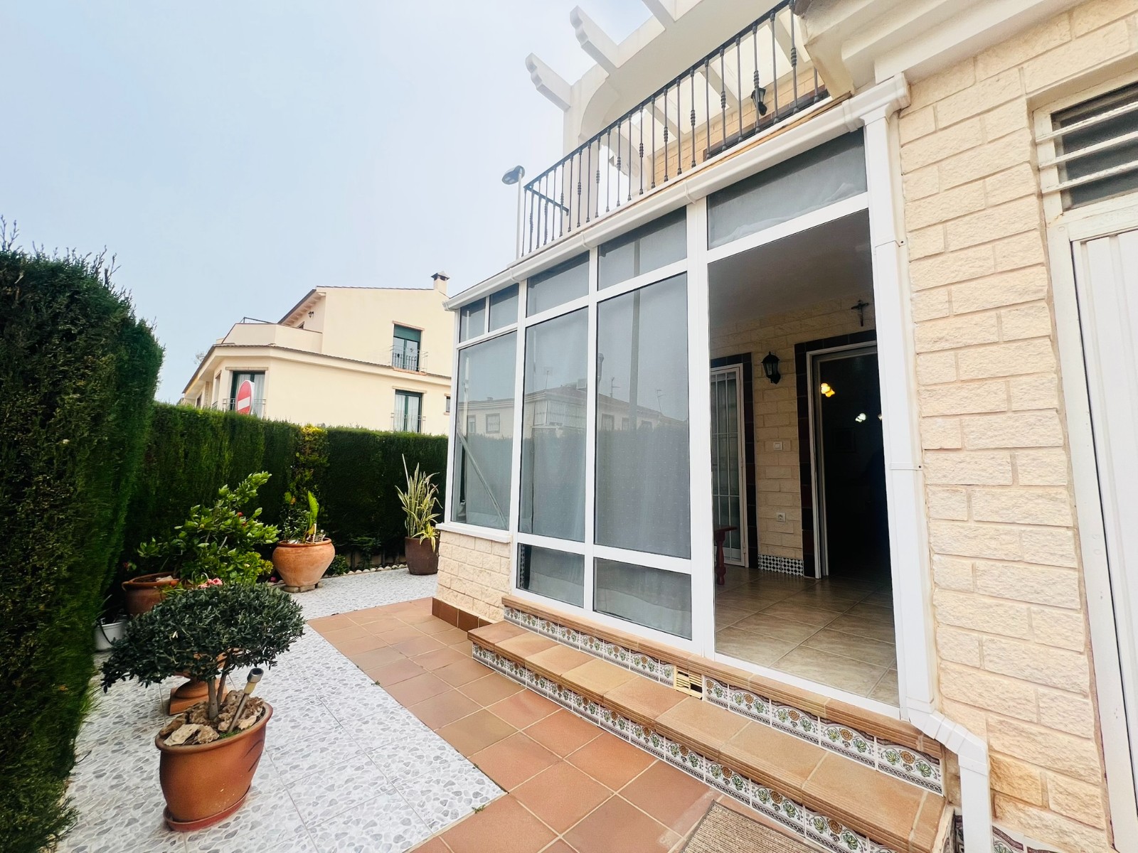 House in Alicante - view 1