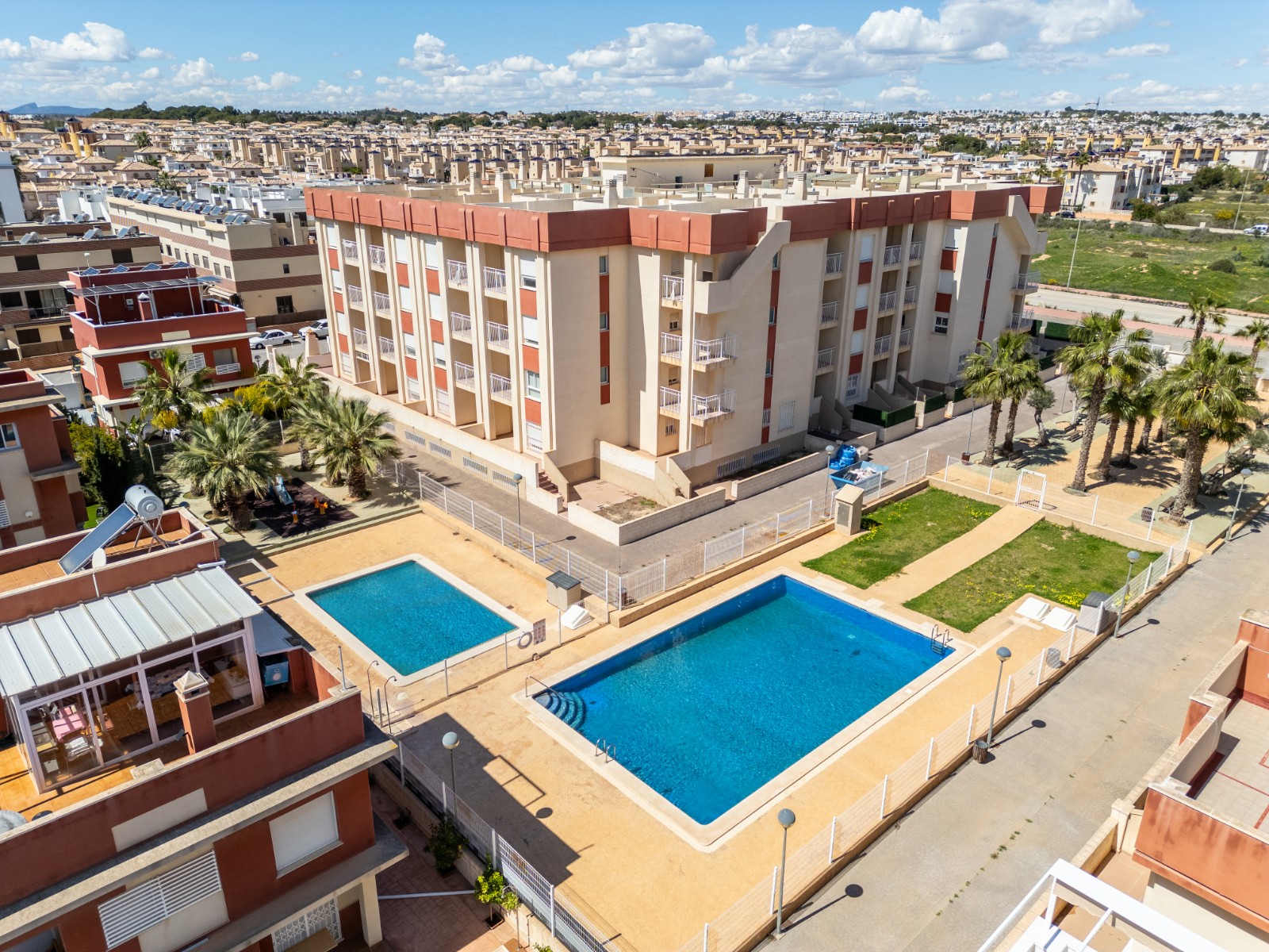 Apartment in Alicante - view 1