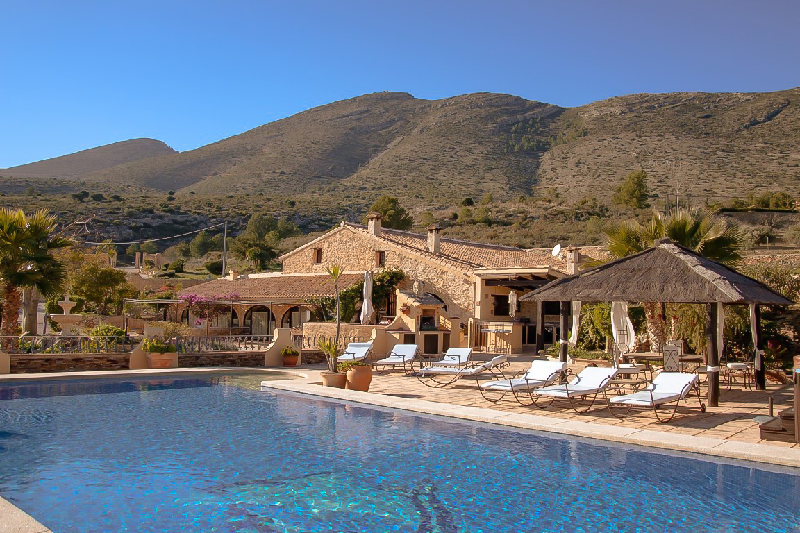 Villa in Benissa - view 1