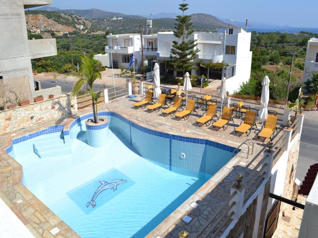 House in Agios Nikolaos - view 1