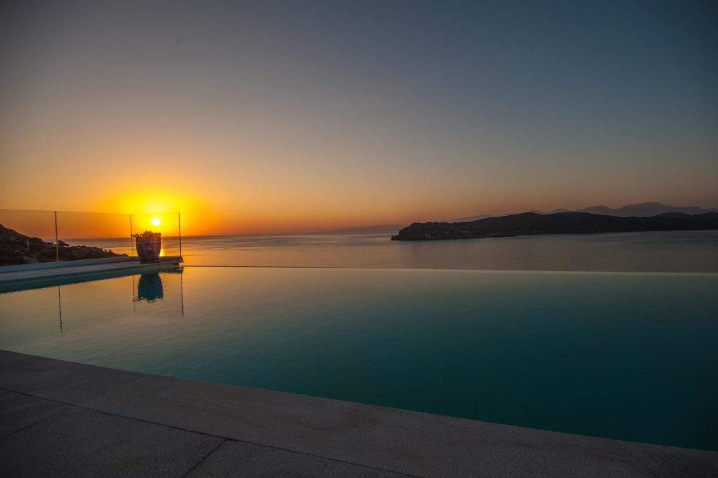 House in Agios Nikolaos - view 1
