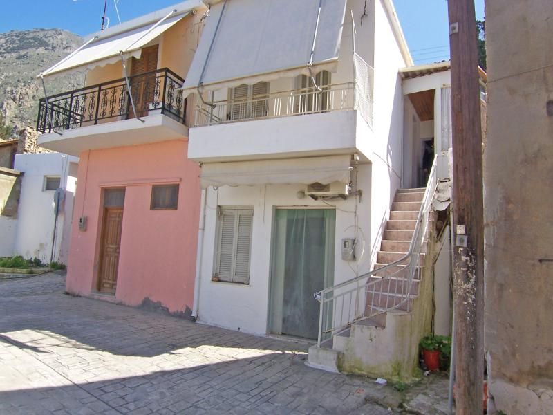 House in Kavousi - view 1