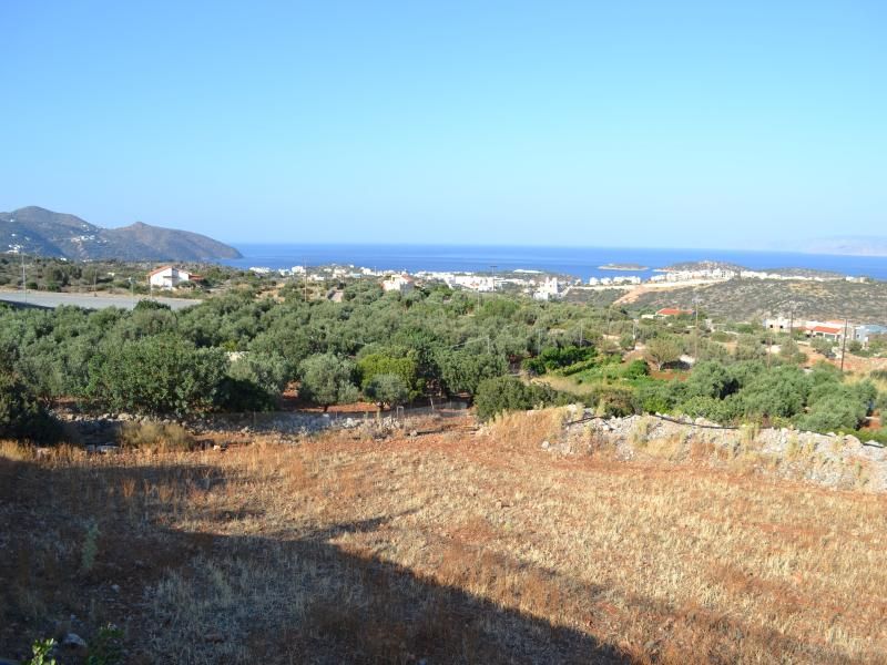 House in Agios Nikolaos - view 1