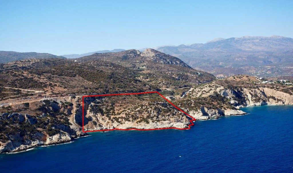 House in Agios Nikolaos - view 1