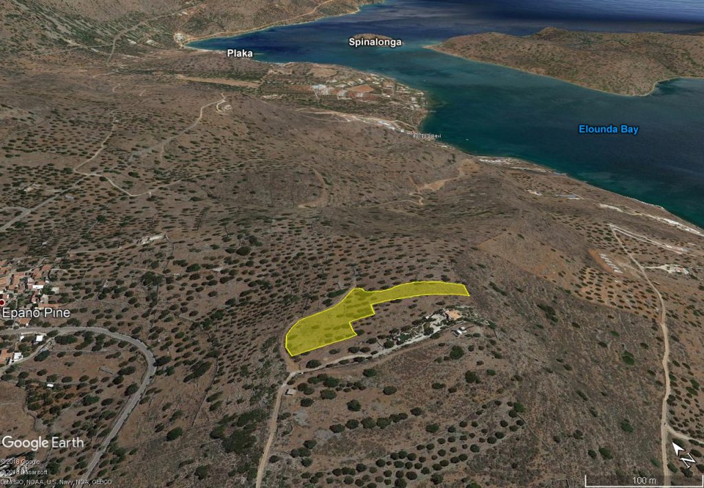 House in Agios Nikolaos - view 1