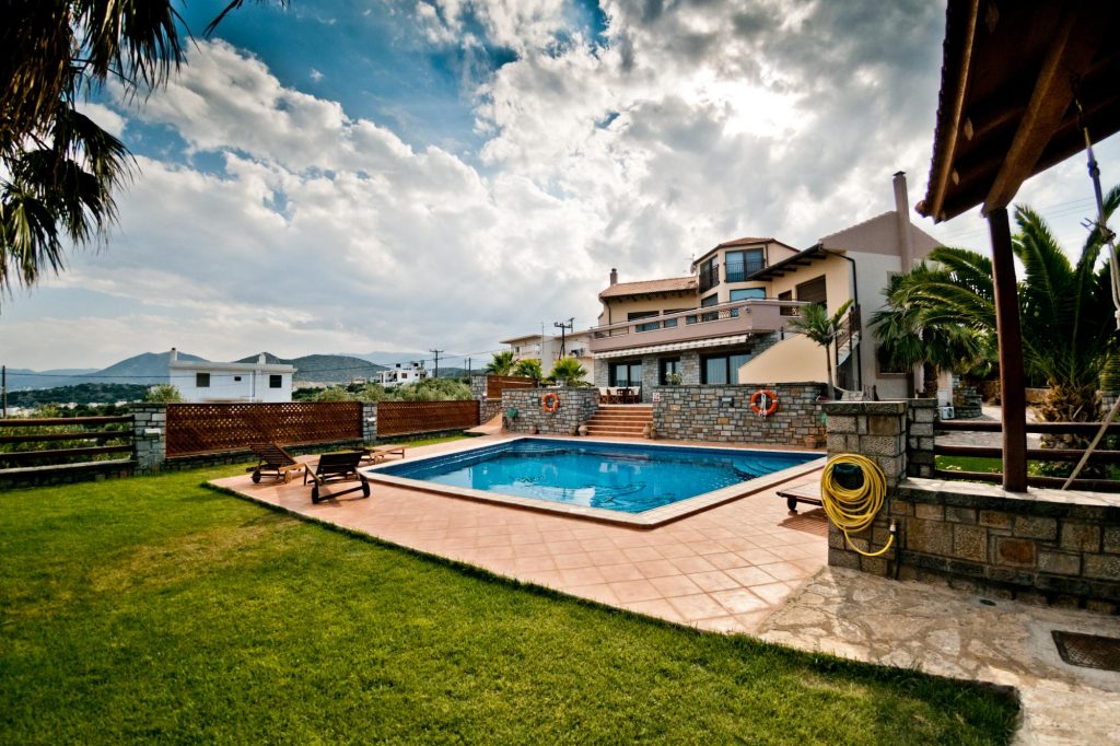House in Agios Nikolaos - view 1