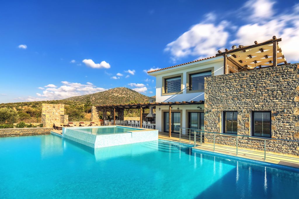 House in Pyrgos Vrachasiou - view 1