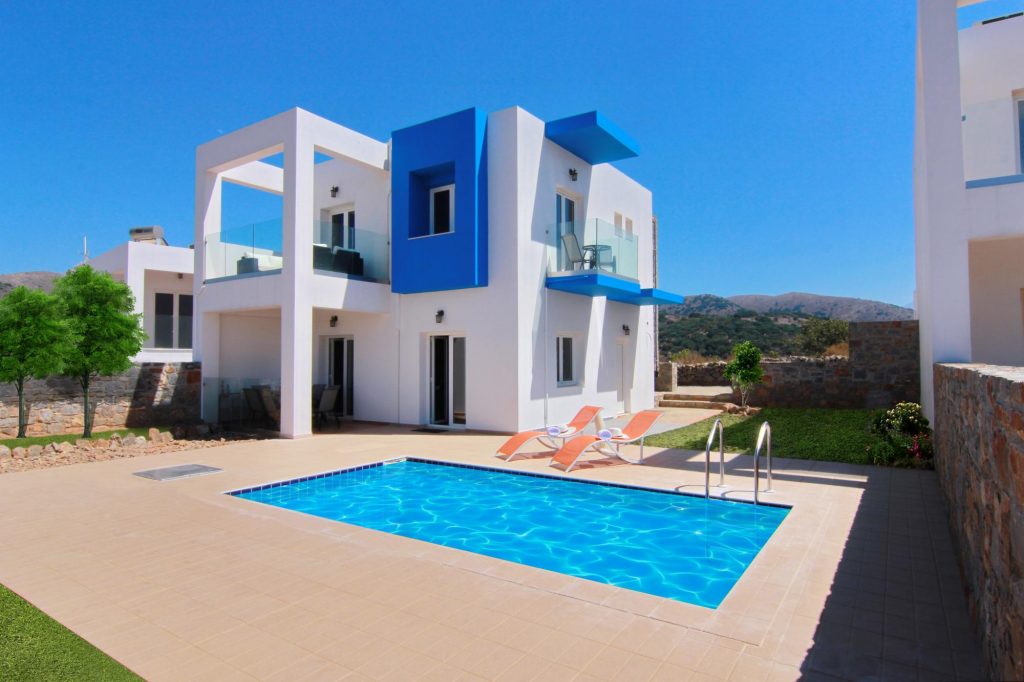 House in Neapoli - view 1