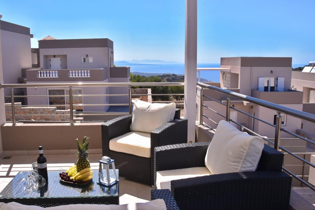House in Neapoli - view 1