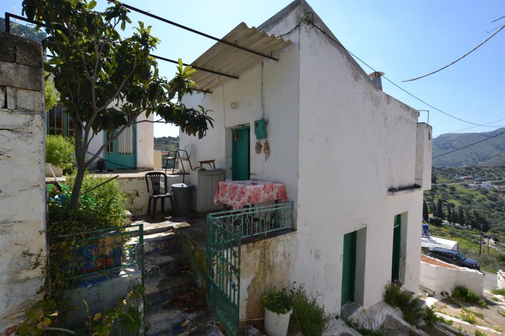 House in Epano Pines - view 1
