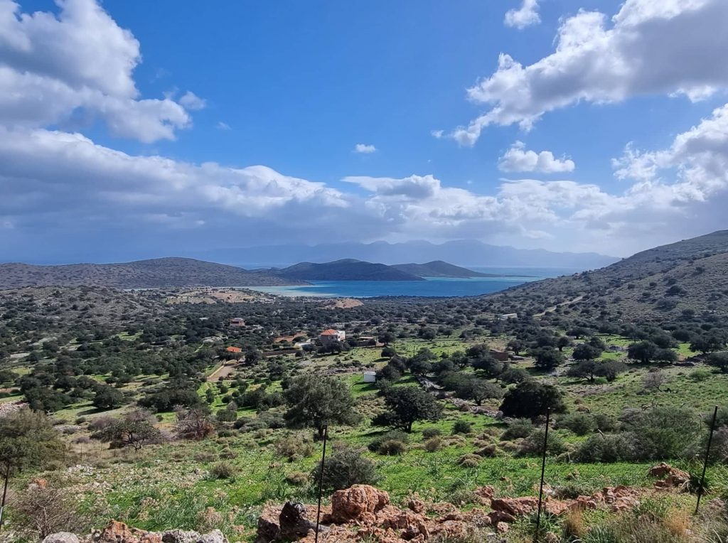 House in Agios Nikolaos - view 1