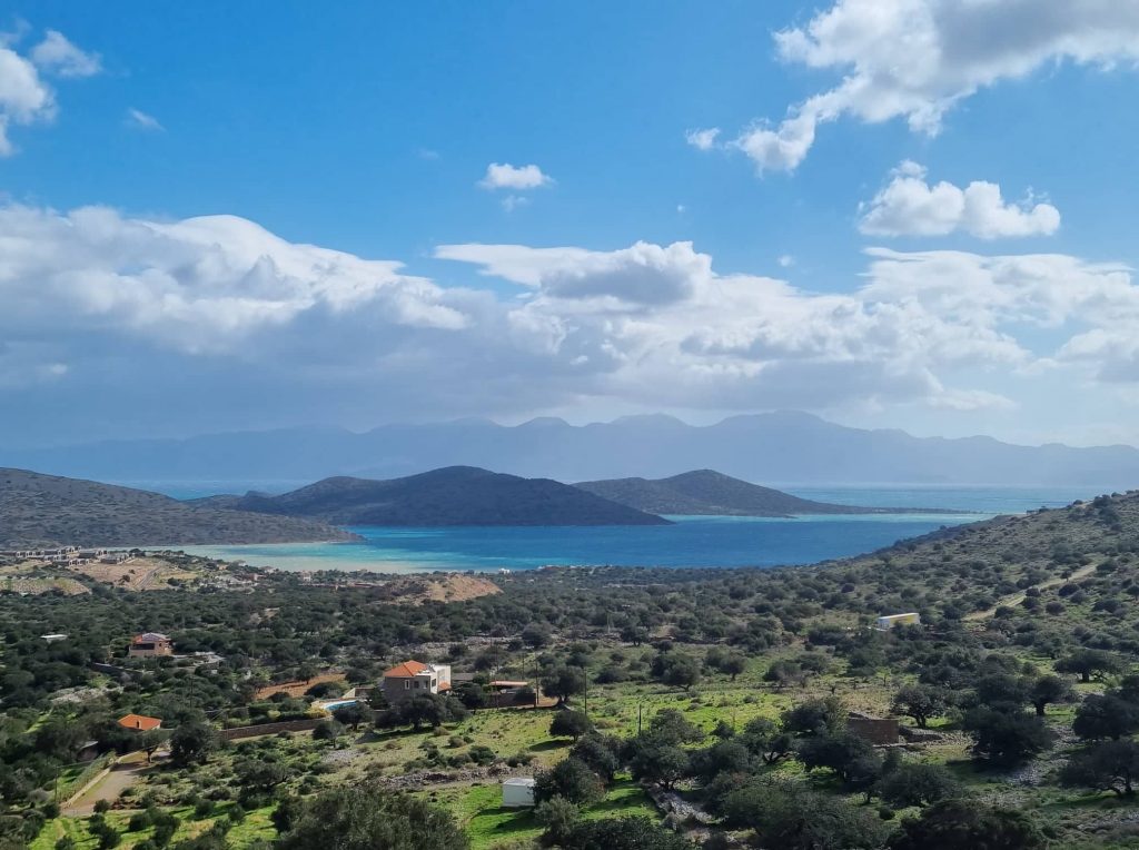 House in Agios Nikolaos - view 1