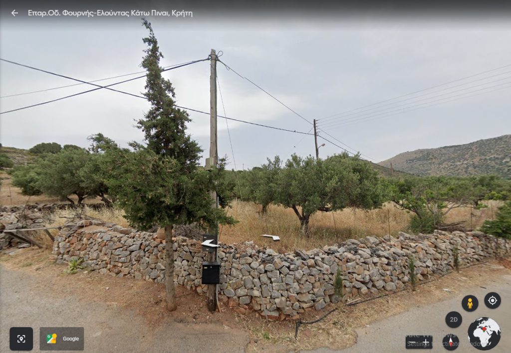 House in Agios Nikolaos - view 1