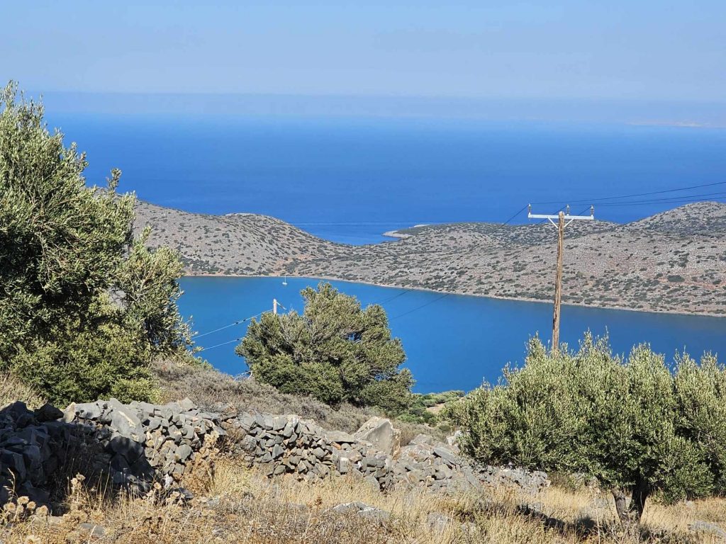 House in Agios Nikolaos - view 1