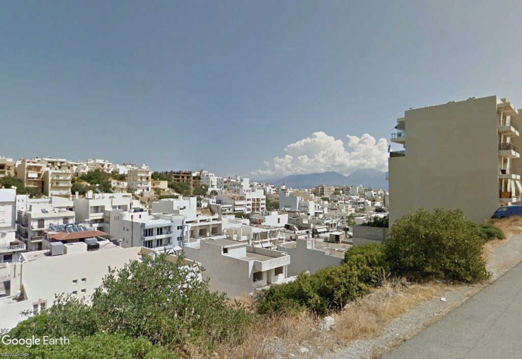 House in Agios Nikolaos - view 1