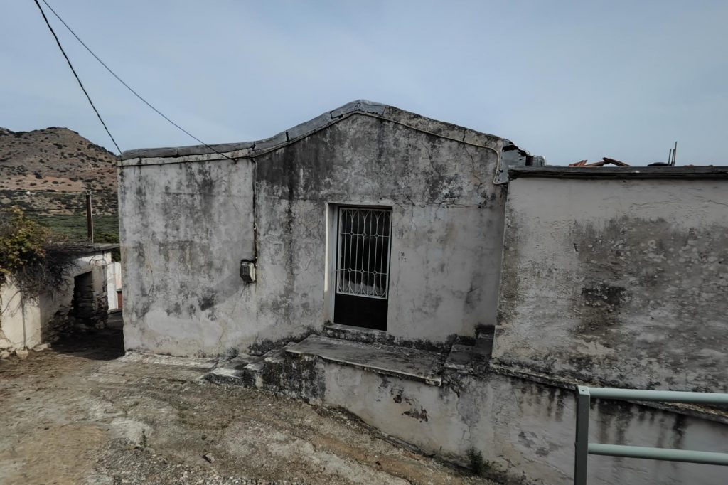 House in Choumeriakos - view 1