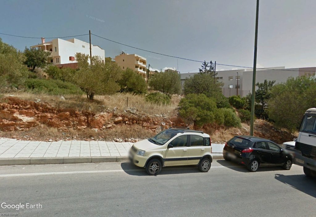 House in Agios Nikolaos - view 1