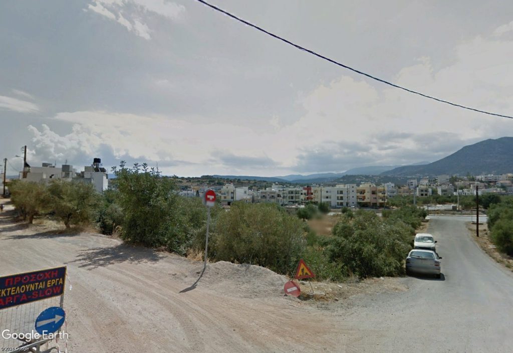 House in Agios Nikolaos - view 1