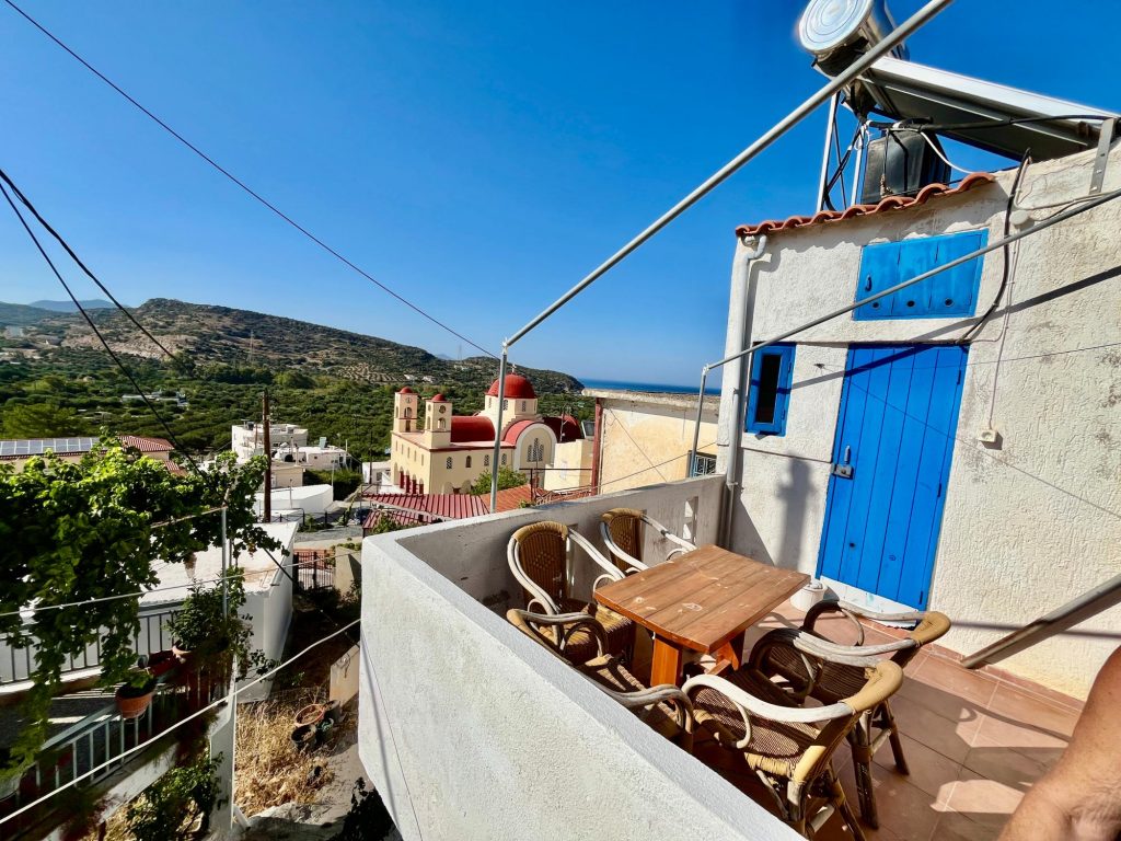House in Kalo Chorio - view 1