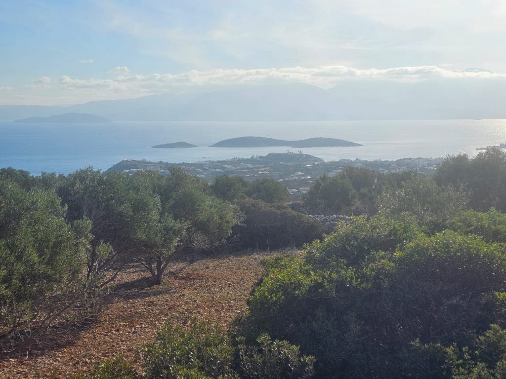 House in Agios Nikolaos - view 1