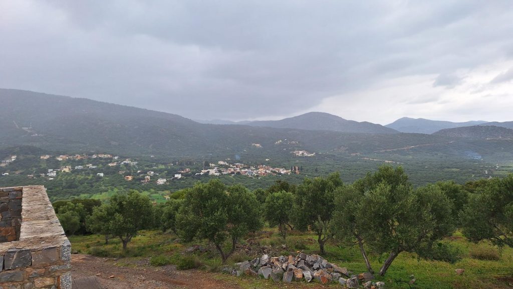 House in Agios Nikolaos - view 1